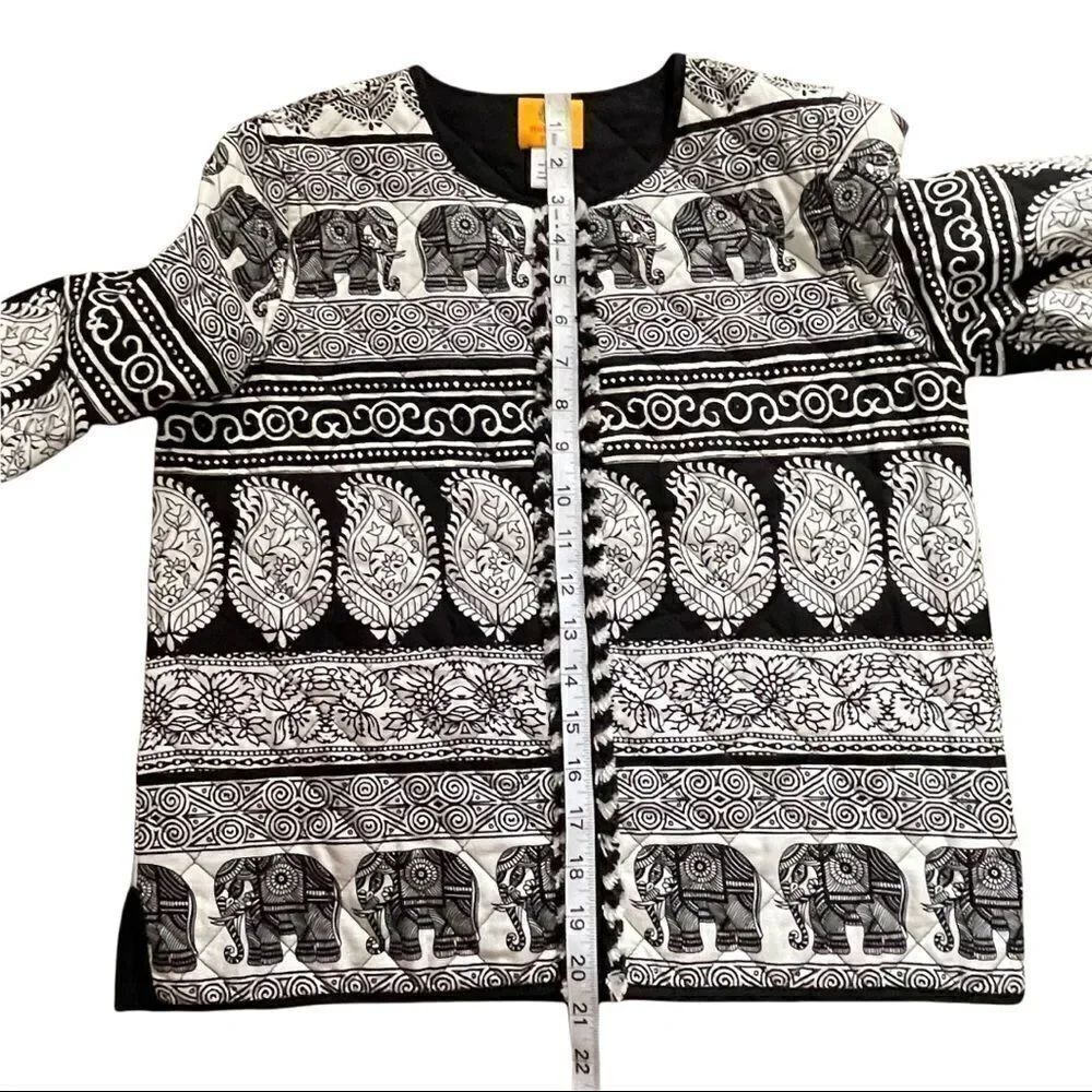 Ruby Rd. B&W Striped Elephant Quilted Jacket Sz 4P - Picture 12 of 15